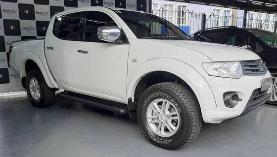 MITSUBISHI L200 TRITON 3.2 HPE 4X4 CD 16V TURBO INTERCOOLER DIESEL 4P AUTOMÁTICO MITSUBISHI L200 TRITON 3.2 HPE 4X4 CD 16V TURBO INTERCOOLER DIESEL 4P AUTOMÁTICO